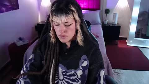 _sharlotte777 online show from 12, 3, 2025