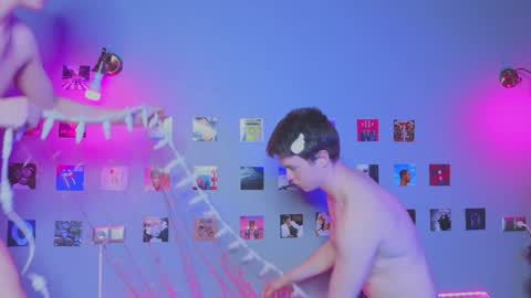 NATHANPVT IS OPEN online show from 12, 1, 2025