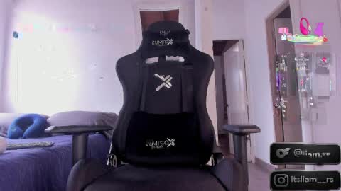 Snapshot of _simoonn_ chatting on 20, 4, 2026 Liam modelo independiente online show from 20, 4, 2026