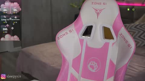 Ann online show from 12, 9, 2025