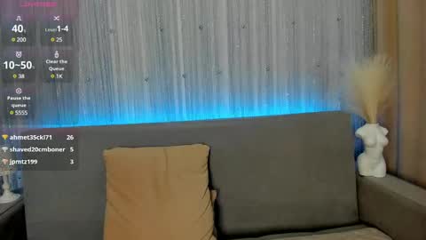 Snapshot of _smetanka_ chatting on 11, 2, 2025 _smetanka_ online show from 11, 2, 2025