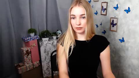 Snapshot of _snow_queen__ chatting on 13, 12, 2024 Rachel online show from 13, 12, 2024