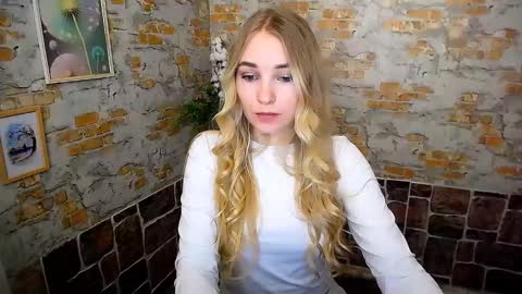 Snapshot of _snow_queen__ chatting on 18, 2, 2025 Rachel online show from 18, 2, 2025
