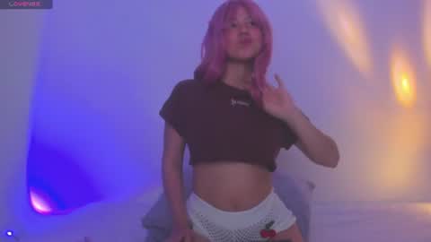 _sofiglow online show from 15, 7, 2026