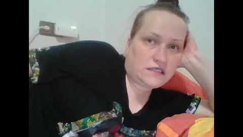 Melisa online show from 2, 12, 2024