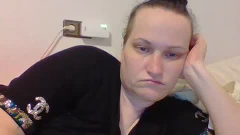 Melisa online show from 8, 3, 2025