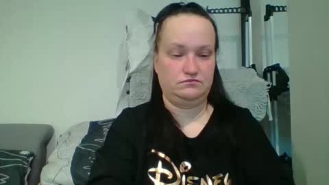 Snapshot of _squirty_pussyyy_ chatting on 6, 11, 2025 Melisa online show from 6, 11, 2025