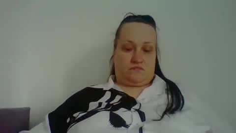 Snapshot of _squirty_pussyyy_ chatting on 23, 11, 2025 Melisa online show from 23, 11, 2025