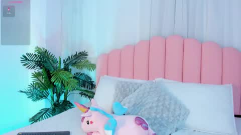 Snapshot of _stephany_lee chatting on 18, 12, 2025 Steff online show from 18, 12, 2025