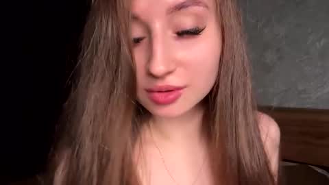 Snapshot of _sweet_kira chatting on 3, 3, 2026 Kira online show from 3, 3, 2026