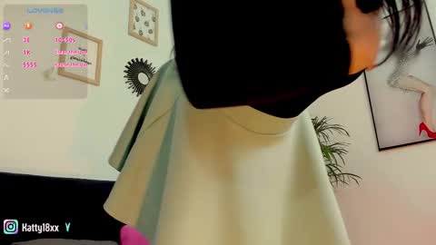 Snapshot of _sweet_kitty1 chatting on 31, 10, 2025 online show from 31, 10, 2025