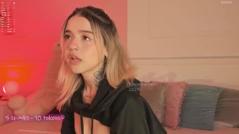 _tammarra_ online show from 10, 9, 2025