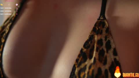 Snapshot of _taylor_swift chatting on 19, 9, 2025 Taylor online show from 19, 9, 2025