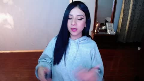 Snapshot of _the_dark_side_of_the_moon_ chatting on 2, 2, 2025 _the_dark_side_of_the_moon_ online show from 2, 2, 2025