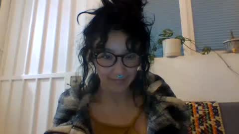 _tutti_frutti_ online show from 2, 1, 2025