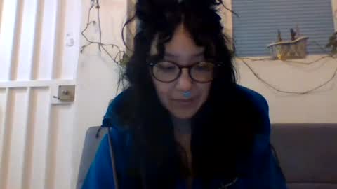_tutti_frutti_ online show from 4, 1, 2025