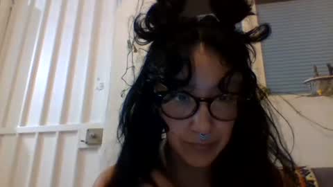 _tutti_frutti_ online show from 22, 1, 2025