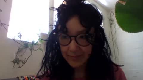 _tutti_frutti_ online show from 1, 2, 2025
