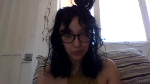 _tutti_frutti_ online show from 2, 2, 2025