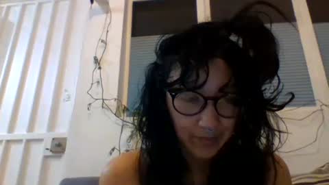 _tutti_frutti_ online show from 4, 2, 2025