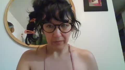 _tutti_frutti_ online show from 20, 2, 2026