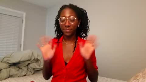 Snapshot of _twiddleree_ chatting on 11, 11, 2025 twiddleree online show from 11, 11, 2025