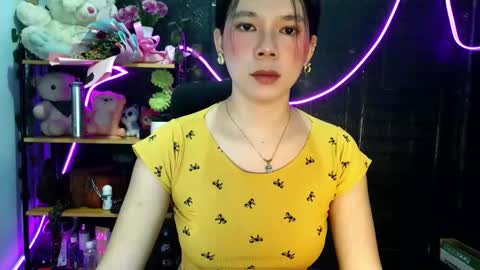 _urpetitegirl online show from 10, 5, 2026