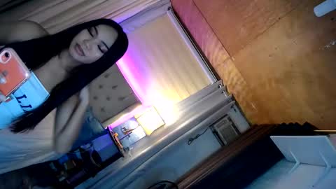 Snapshot of _ursweetapple_ chatting on 17, 1, 2025 MS. apple online show from 17, 1, 2025