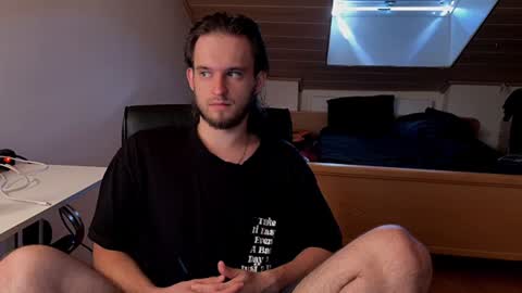 Vlad online show from 3, 7, 2026