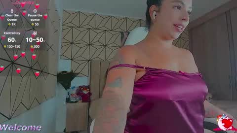 Snapshot of _vane_lopez chatting on 8, 10, 2025 vane online show from 8, 10, 2025