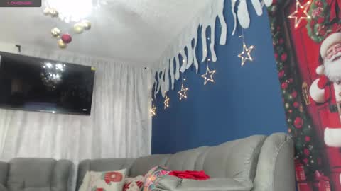 Snapshot of _veronica_tits chatting on 7, 12, 2024 Veronica  online show from 7, 12, 2024