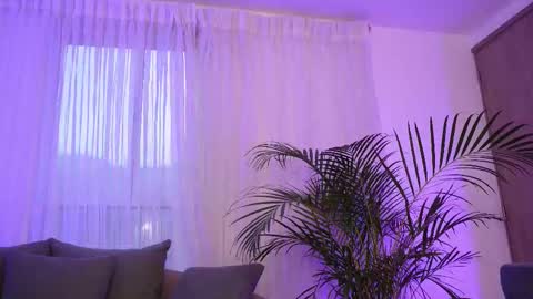 Snapshot of _victoria_florez chatting on 18, 3, 2026 VICTORIA online show from 18, 3, 2026