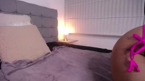 _violet_king_ online show from 10, 9, 2025
