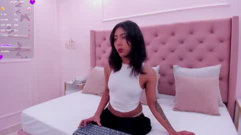 Violeta  online show from 14, 6, 2026