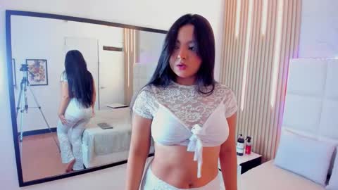 Snapshot of _violetta_santana chatting on 11, 9, 2025 violetta online show from 11, 9, 2025