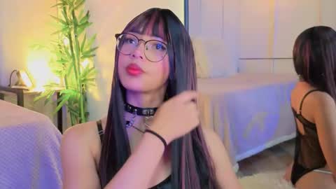 Snapshot of _viollettenoir_ chatting on 20, 3, 2026 online show from 20, 3, 2026