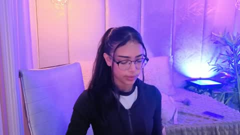 Snapshot of _viollettenoir_ chatting on 29, 3, 2026 online show from 29, 3, 2026