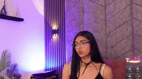 Snapshot of _viollettenoir_ chatting on 23, 4, 2026 online show from 23, 4, 2026