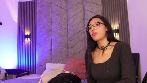 Snapshot of _viollettenoir_ chatting on 16, 5, 2026 online show from 16, 5, 2026