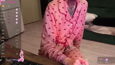 Snapshot of _viv1an_ chatting on 30, 12, 2024 Alis online show from 30, 12, 2024