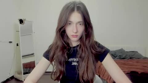Snapshot of _wilson__ chatting on 18, 9, 2025 Willa online show from 18, 9, 2025