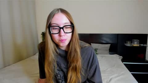 Snapshot of _yourhotangel_ chatting on 31, 5, 2026 Eva online show from 31, 5, 2026