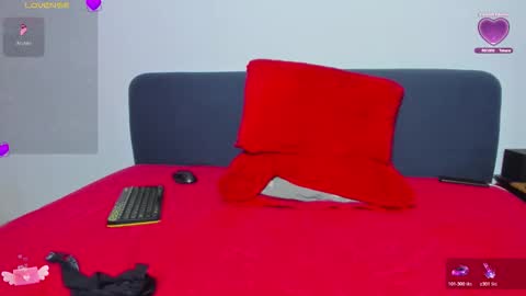 Snapshot of _yourpleasure_ chatting on 11, 2, 2026 Candice and Mark online show from 11, 2, 2026