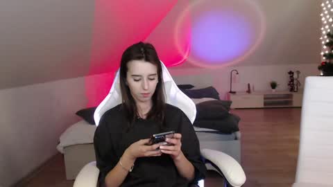 Snapshot of _yummybabes_ chatting on 26, 12, 2024 Nicole Thomas Dave online show from 26, 12, 2024