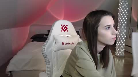 Snapshot of _yummybabes_ chatting on 21, 2, 2025 Nicole Thomas Dave online show from 21, 2, 2025