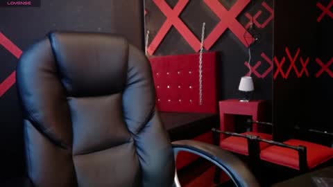 Yuyi online show from 17, 1, 2025