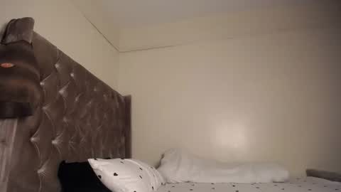 Snapshot of _zoilah chatting on 3, 10, 2025 Zoilah online show from 3, 10, 2025