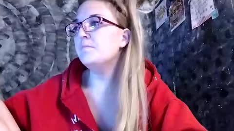 Bree Anna online show from 30, 12, 2024
