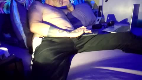 a_bad_guy_duh online show from 20, 9, 2025