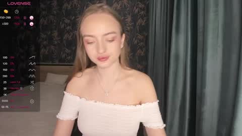 Adelina online show from 9, 3, 2025
